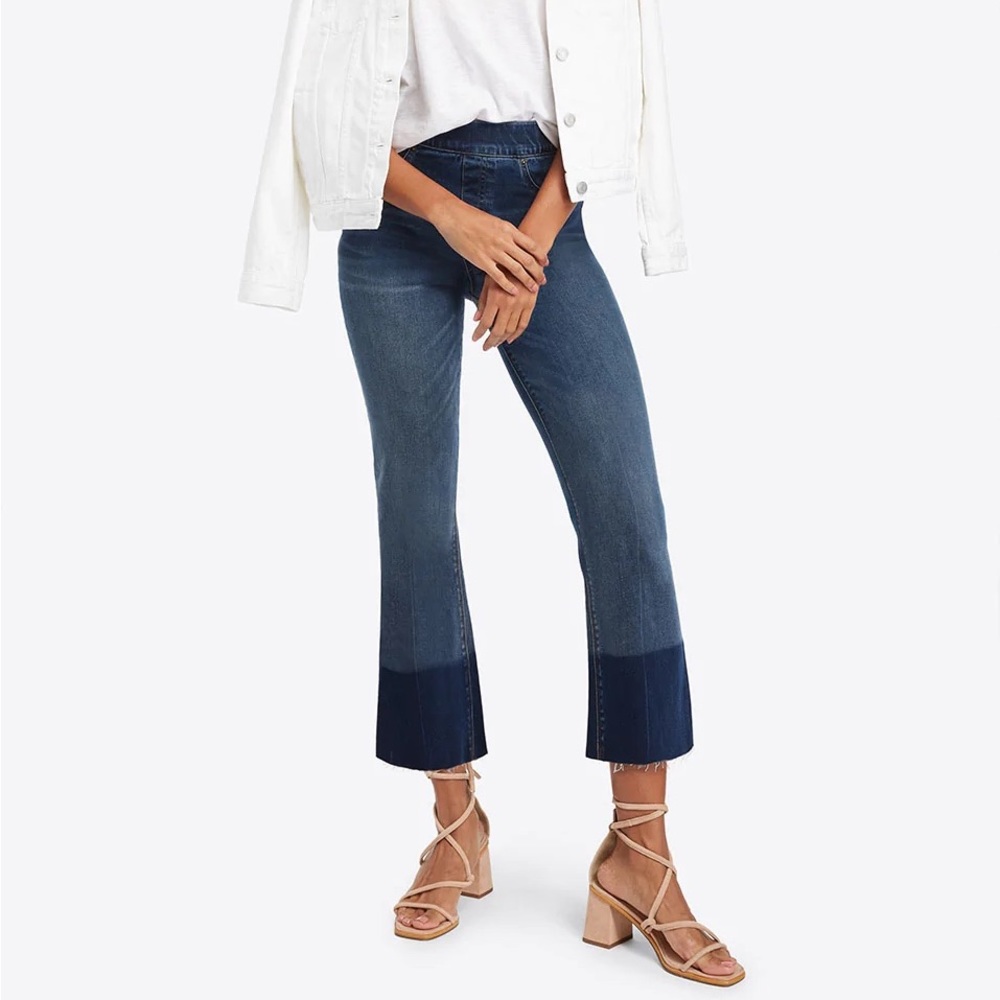 SPANX Cropped Flare Jeans w/ Raw Hem Medium Blue Wash SZ Medium